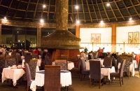 Sopa Lodge Dining